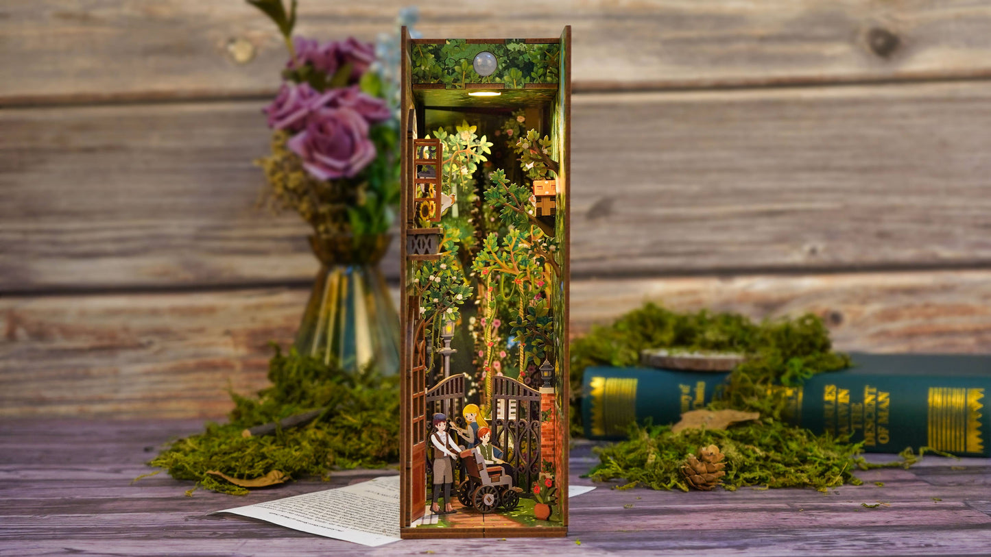 Book Nook Kit: Secret Garden