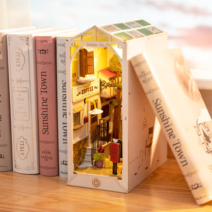 Book Nook Kit: Sunshine Town