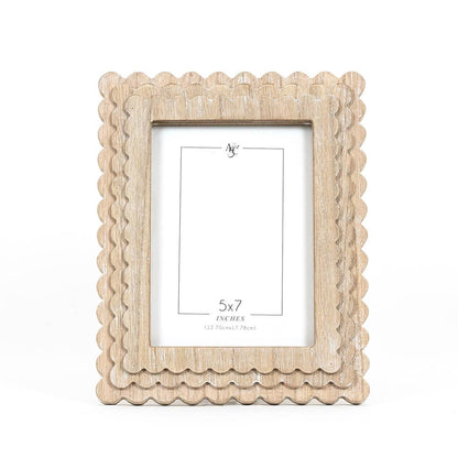 Scalloped Wood Photo Frame - Natural