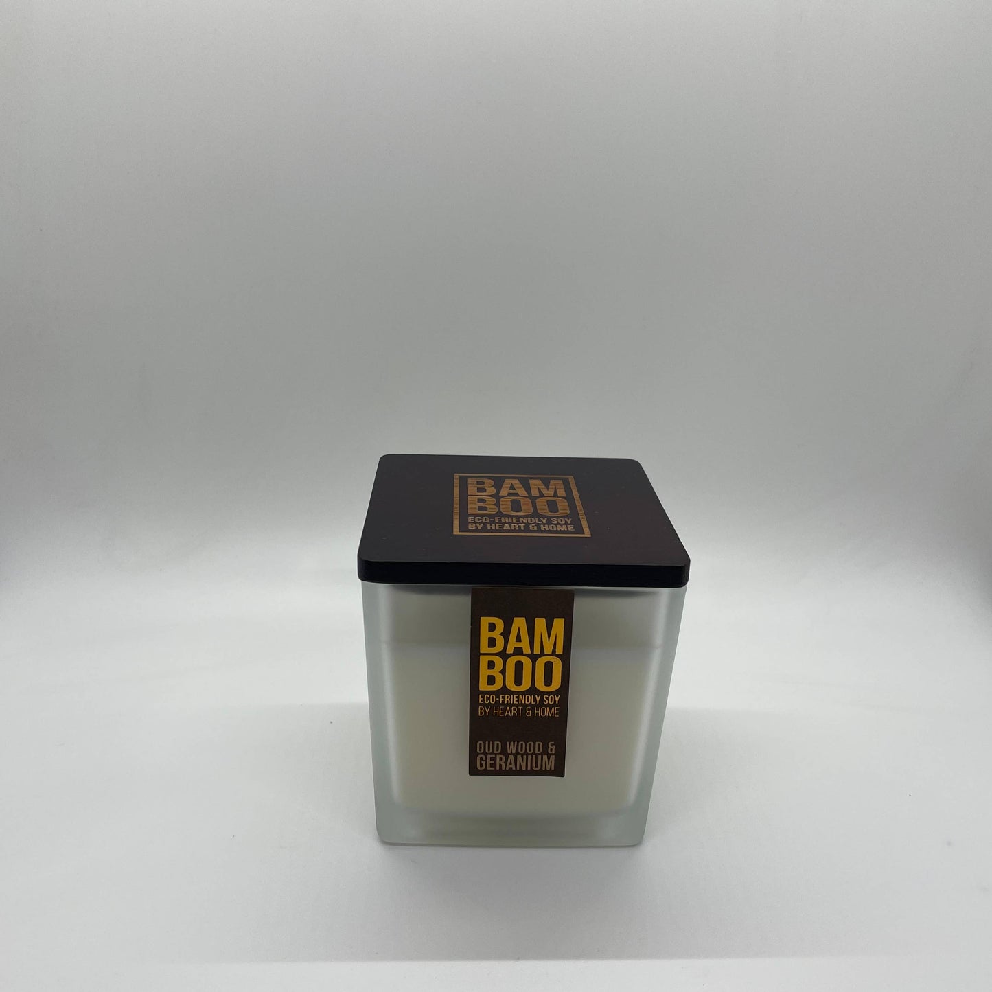 Oud Wood & Geranium | Large Frosted Candle