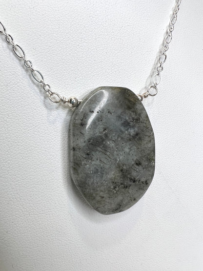 Labradorite Pendant Necklace